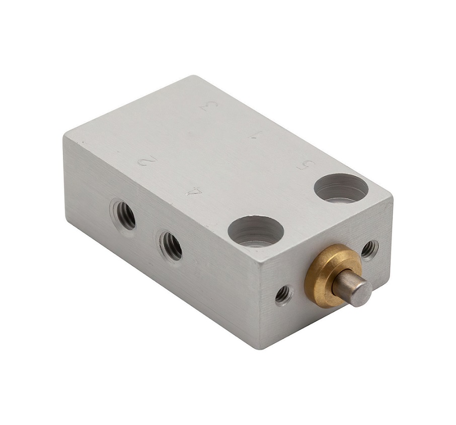 Replacement plunger valve for pneumatic pistol grip